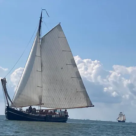 Het Uilennest * Wijdenes