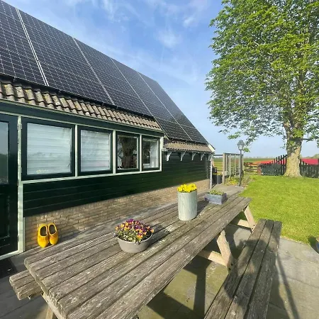 Semesterbostad Het Uilennest Wijdenes